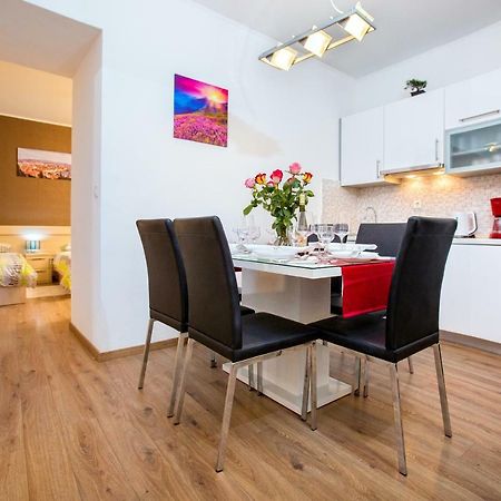 Apartments Dora Split Zewnętrze zdjęcie