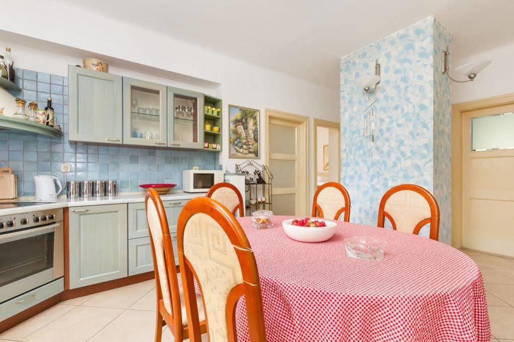 Apartments Dora Split Zewnętrze zdjęcie