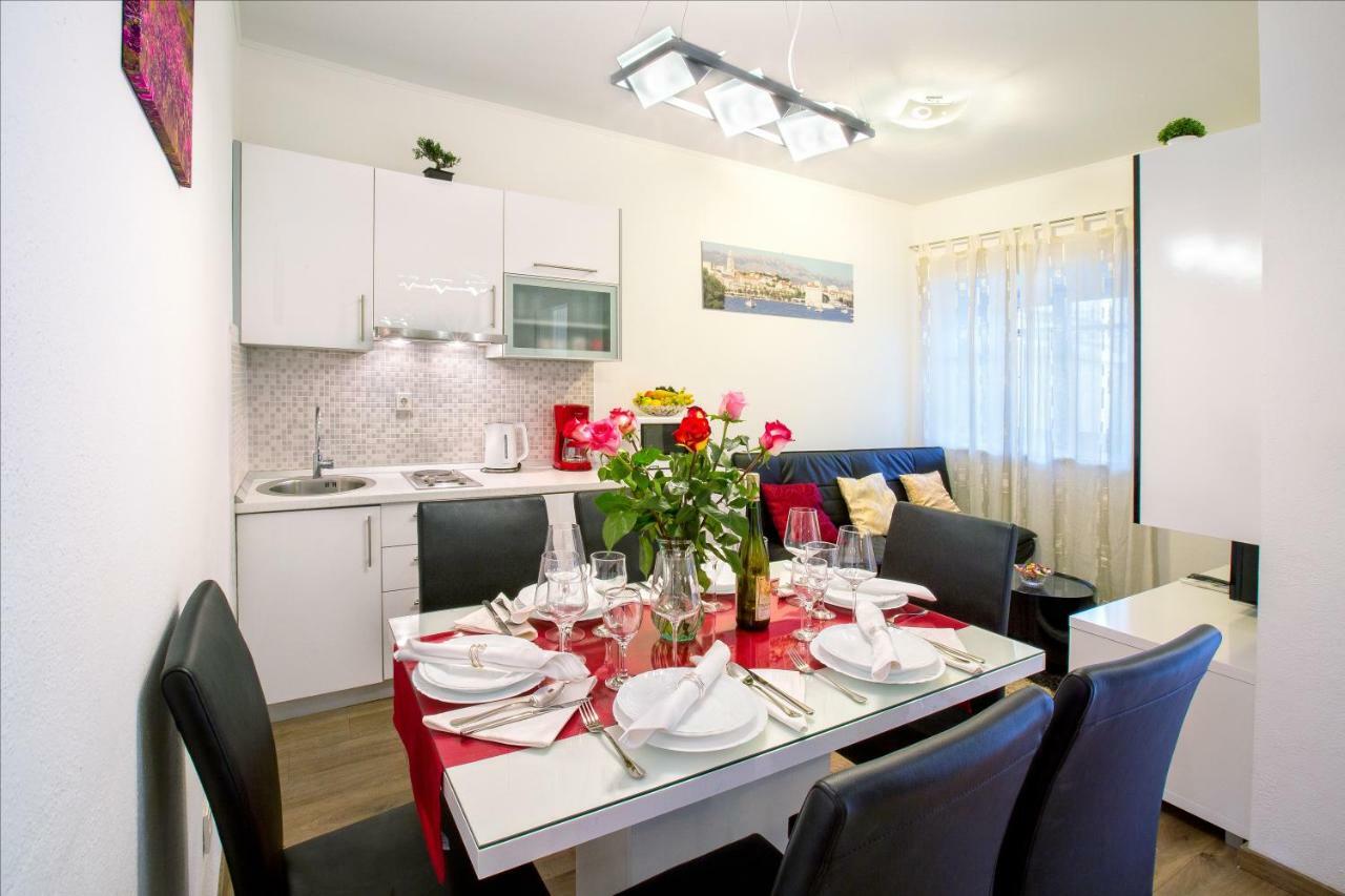 Apartments Dora Split Zewnętrze zdjęcie