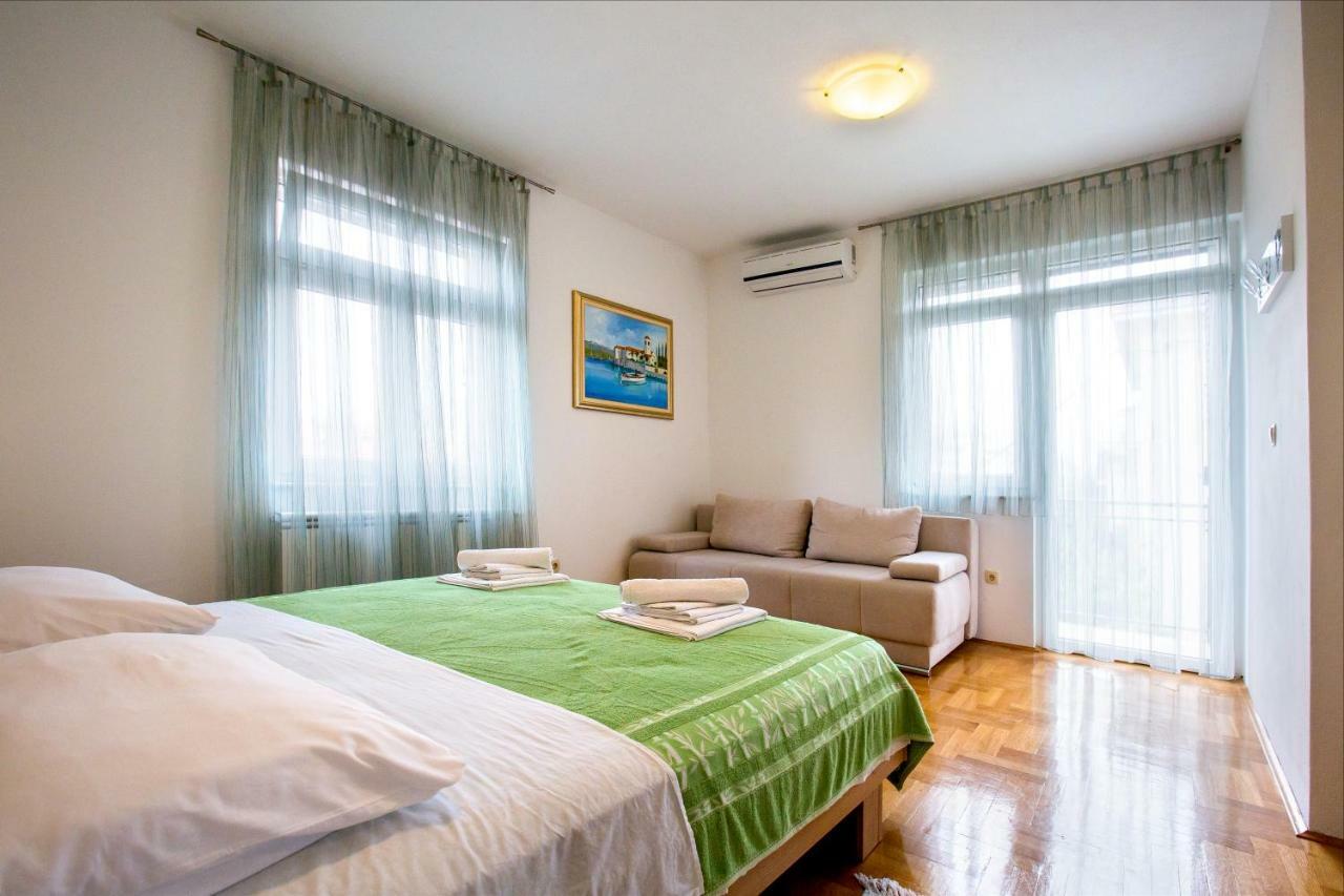 Apartments Dora Split Zewnętrze zdjęcie