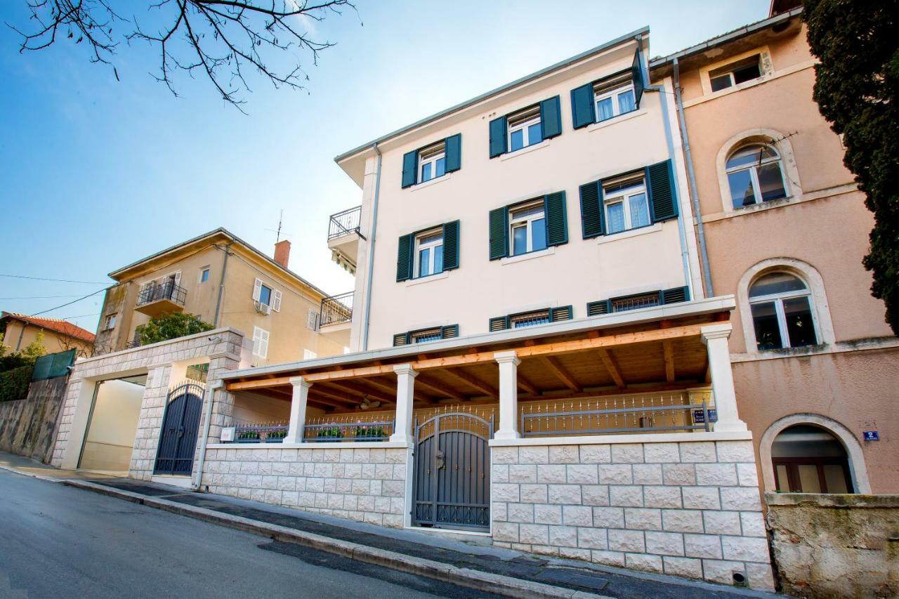Apartments Dora Split Zewnętrze zdjęcie